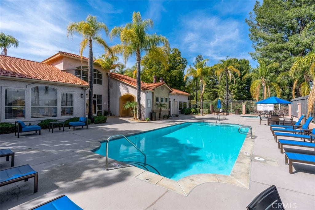 2380 Del Mar Way, #302, Corona, CA 92882 2380 Del Mar Way, #302, Corona, CA 92882