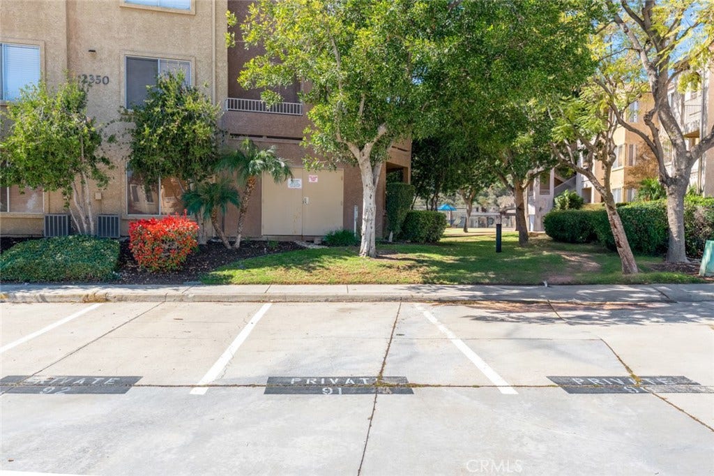 2380 Del Mar Way, #302, Corona, CA 92882 2380 Del Mar Way, #302, Corona, CA 92882