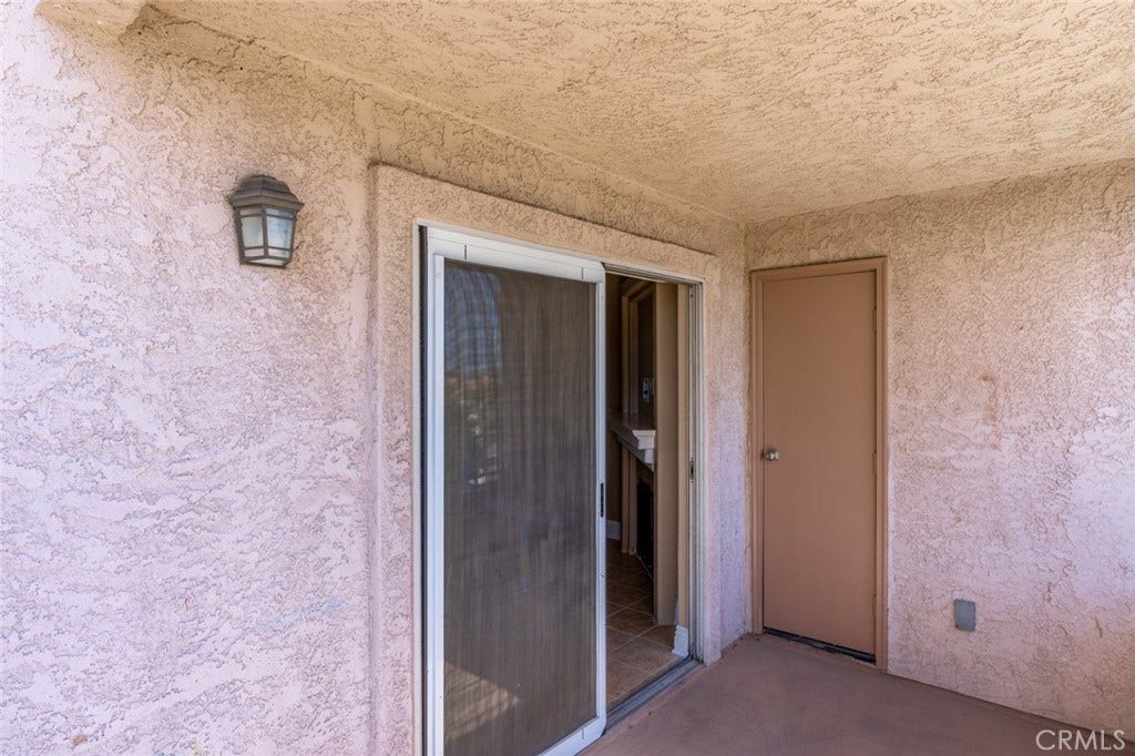 2380 Del Mar Way, #302, Corona, CA 92882 2380 Del Mar Way, #302, Corona, CA 92882