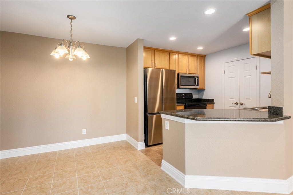 2380 Del Mar Way, #302, Corona, CA 92882 2380 Del Mar Way, #302, Corona, CA 92882