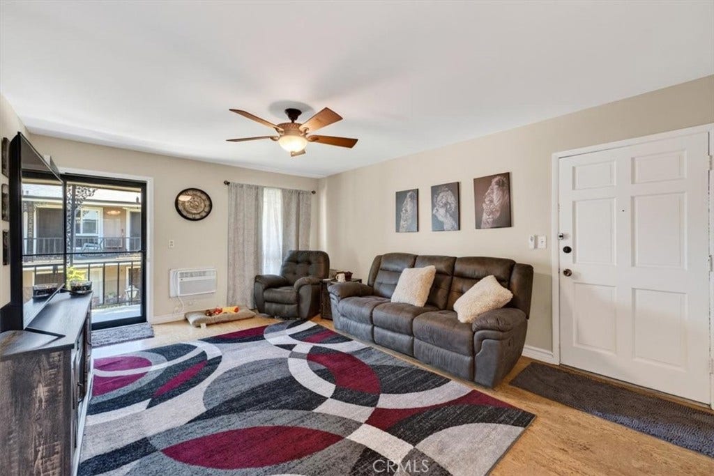 660 S Glassell, #12, Orange, CA 92866 660 S Glassell, #12, Orange, CA 92866