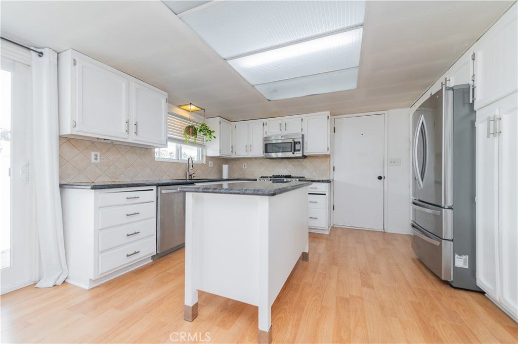 8695 Madison Avenue, Buena Park, CA 90620 8695 Madison Avenue, Buena Park, CA 90620
