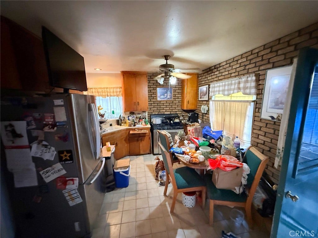 10739 Cullman Avenue, Whittier, CA 90603 Room 1