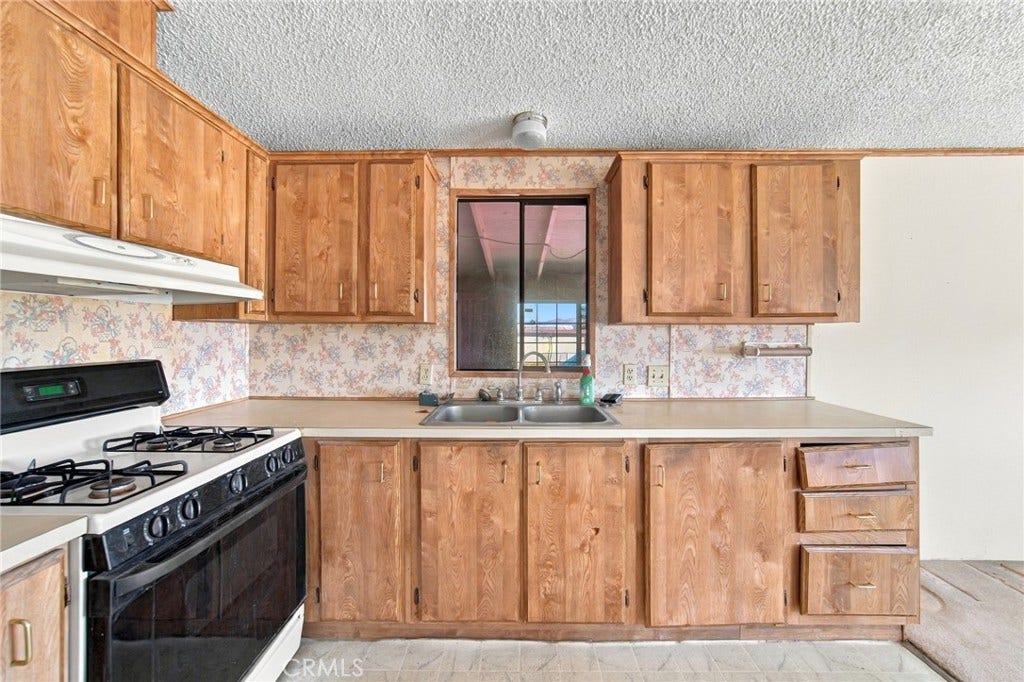 1212 Riverview, Needles, CA 92363