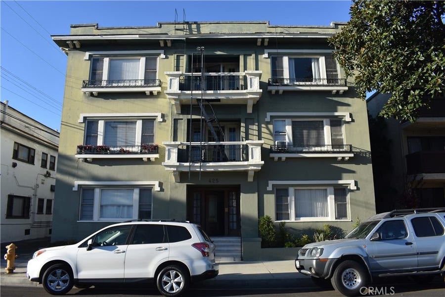Property photo for 425 W 4th, Long Beach, CA