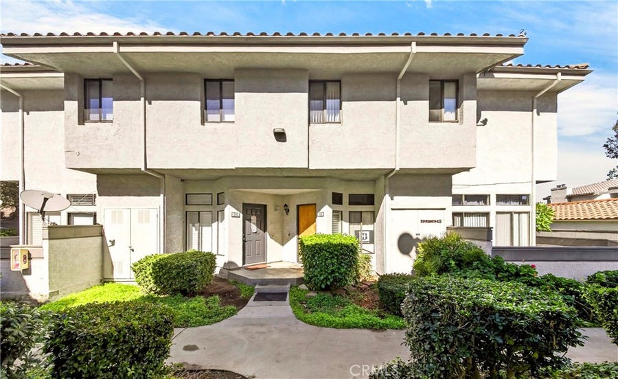 Property photo for 25 Willowcrest, Pomona, CA