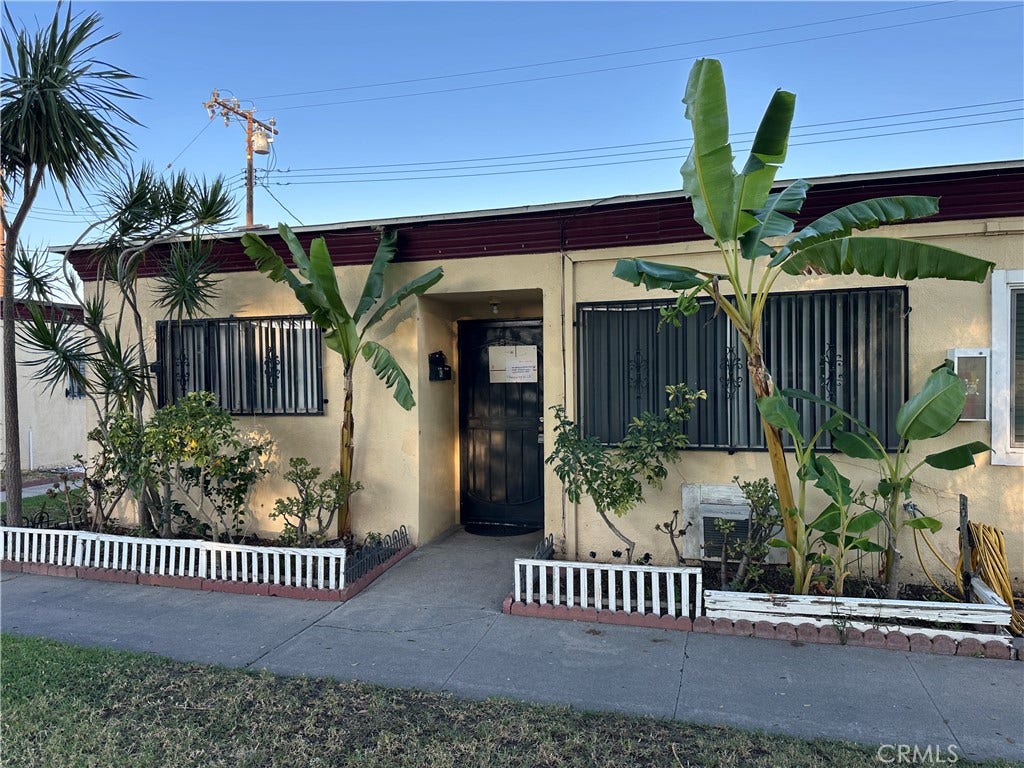 4109 W 5th, #F3, Santa Ana, CA 92703 4109 W 5th, #F3, Santa Ana, CA 92703