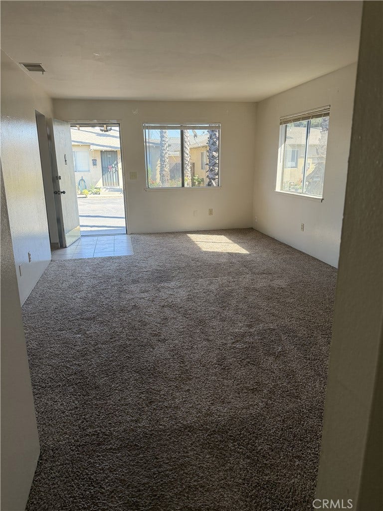 291 South Avenue, Turlock, CA 95380 291 South Avenue, Turlock, CA 95380