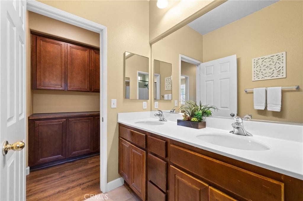 29421 Lake Hills, Menifee, CA 92585 29421 Lake Hills, Menifee, CA 92585