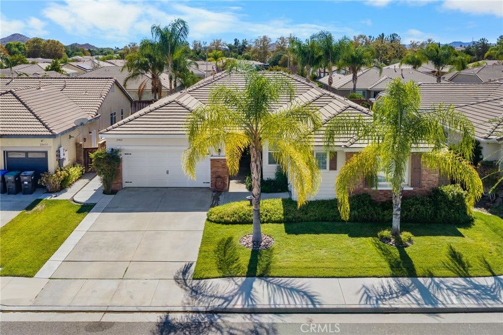 29421 Lake Hills, Menifee, CA 92585 29421 Lake Hills, Menifee, CA 92585