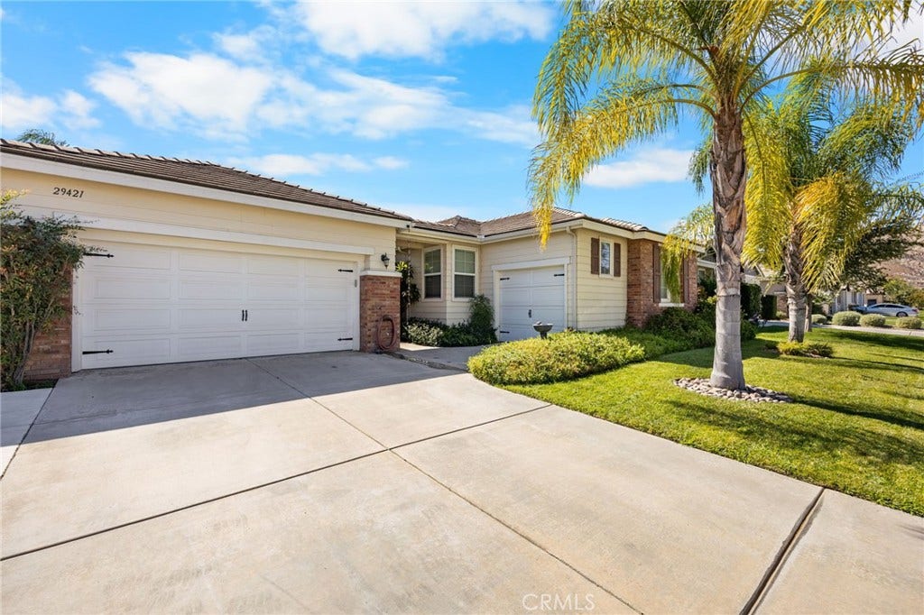 29421 Lake Hills, Menifee, CA 92585 29421 Lake Hills, Menifee, CA 92585