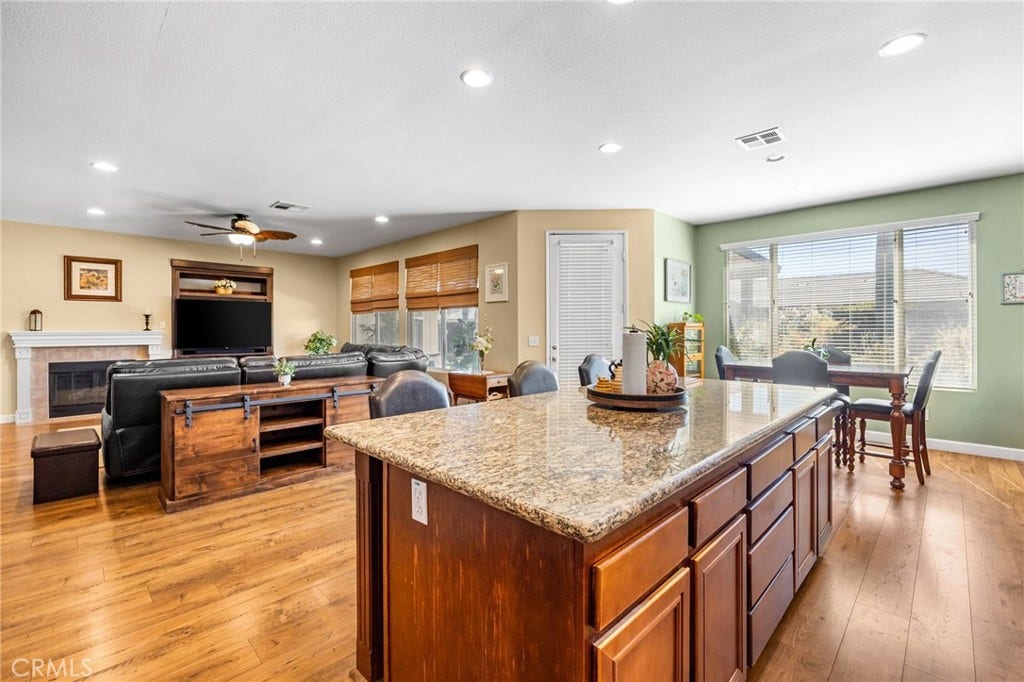 29421 Lake Hills, Menifee, CA 92585 29421 Lake Hills, Menifee, CA 92585
