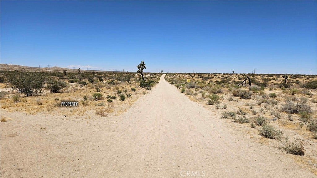 24204 Aster Road, Adelanto, CA 92301 24204 Aster Road, Adelanto, CA 92301