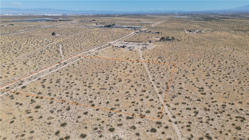 24204 Aster Road, Adelanto, CA 92301 24204 Aster Road, Adelanto, CA 92301
