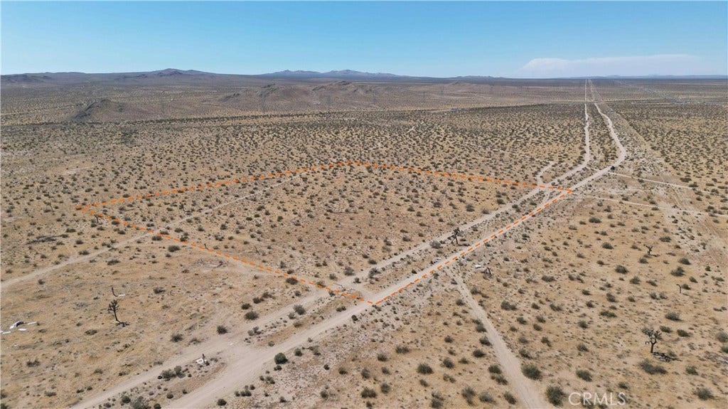 24204 Aster Road, Adelanto, CA 92301 24204 Aster Road, Adelanto, CA 92301