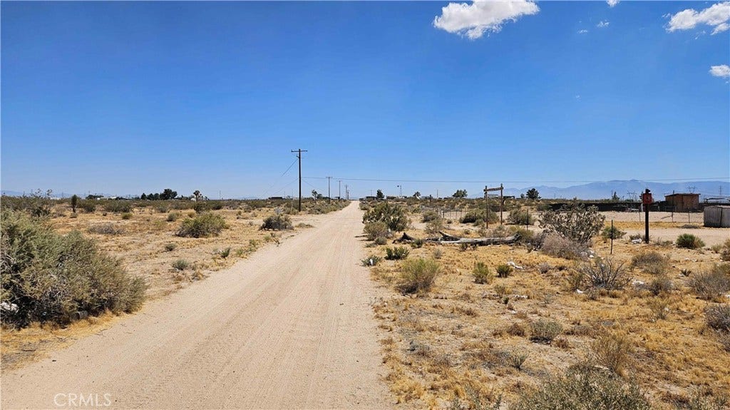 24204 Aster Road, Adelanto, CA 92301 24204 Aster Road, Adelanto, CA 92301