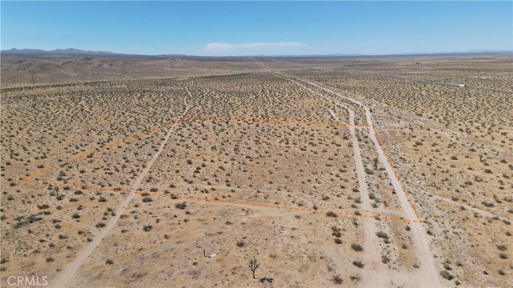 24204 Aster Road, Adelanto, CA 92301 24204 Aster Road, Adelanto, CA 92301