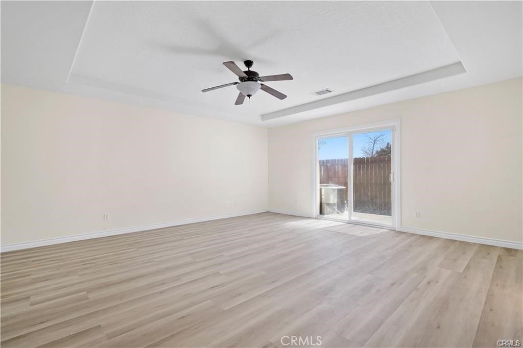 13227 Smith Road, Phelan, CA 92371 13227 Smith Road, Phelan, CA 92371