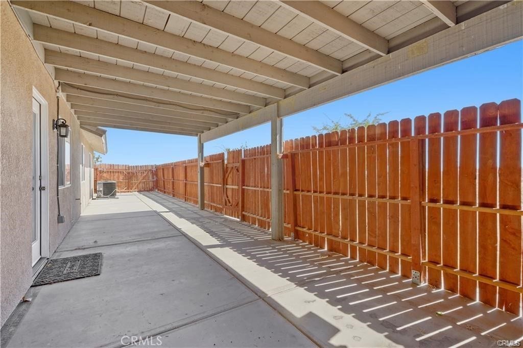 13227 Smith Road, Phelan, CA 92371 13227 Smith Road, Phelan, CA 92371