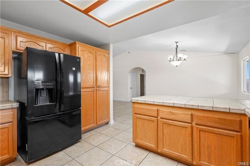 13227 Smith Road, Phelan, CA 92371 13227 Smith Road, Phelan, CA 92371