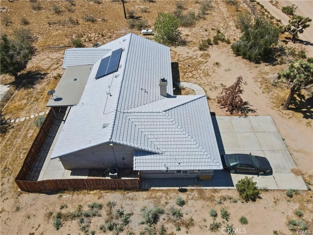 13227 Smith Road, Phelan, CA 92371 13227 Smith Road, Phelan, CA 92371