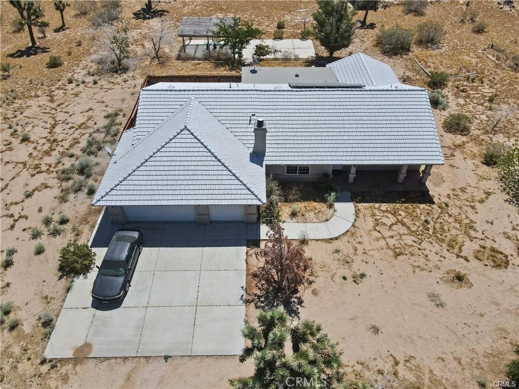13227 Smith Road, Phelan, CA 92371 13227 Smith Road, Phelan, CA 92371
