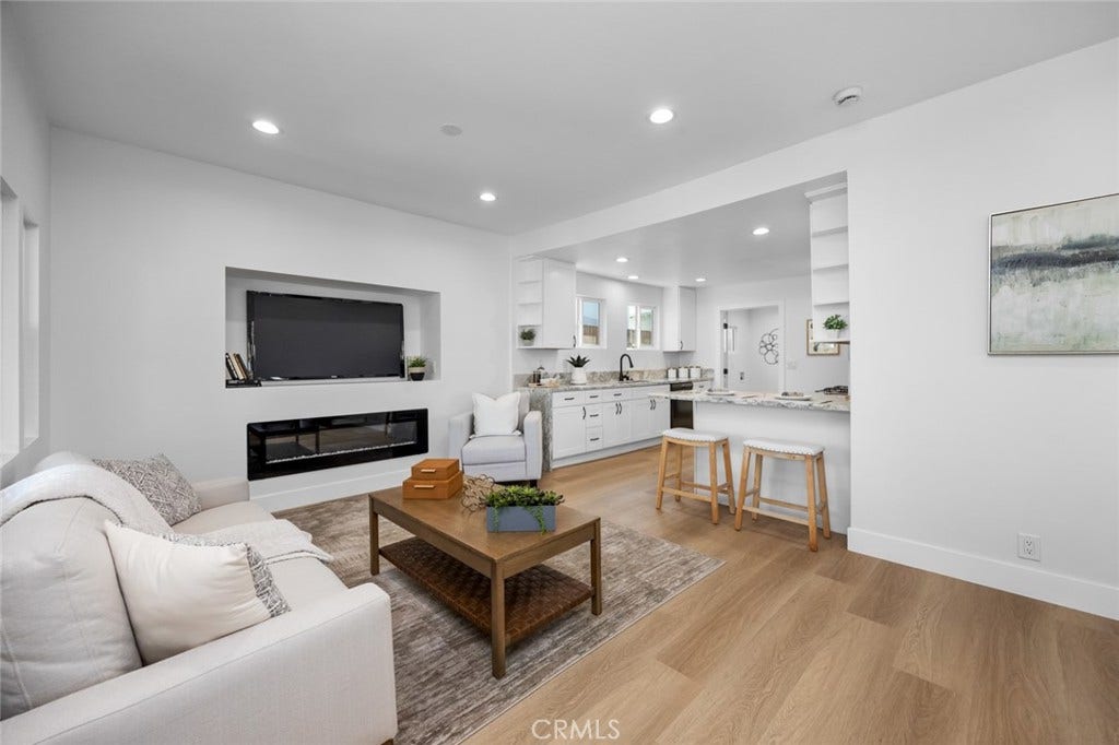 201 S Melrose, Placentia, CA 92870 201 S Melrose, Placentia, CA 92870