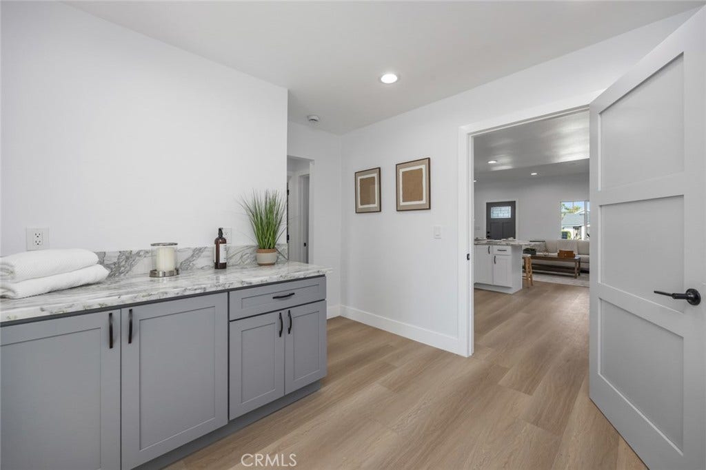 201 S Melrose, Placentia, CA 92870 201 S Melrose, Placentia, CA 92870