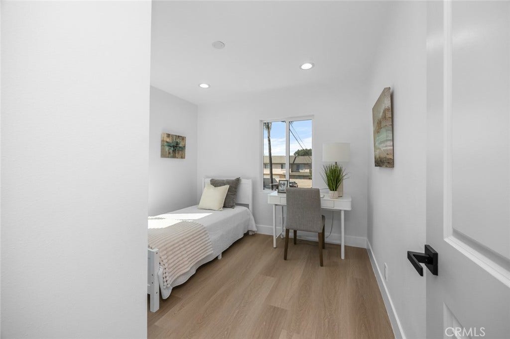 201 S Melrose, Placentia, CA 92870 201 S Melrose, Placentia, CA 92870