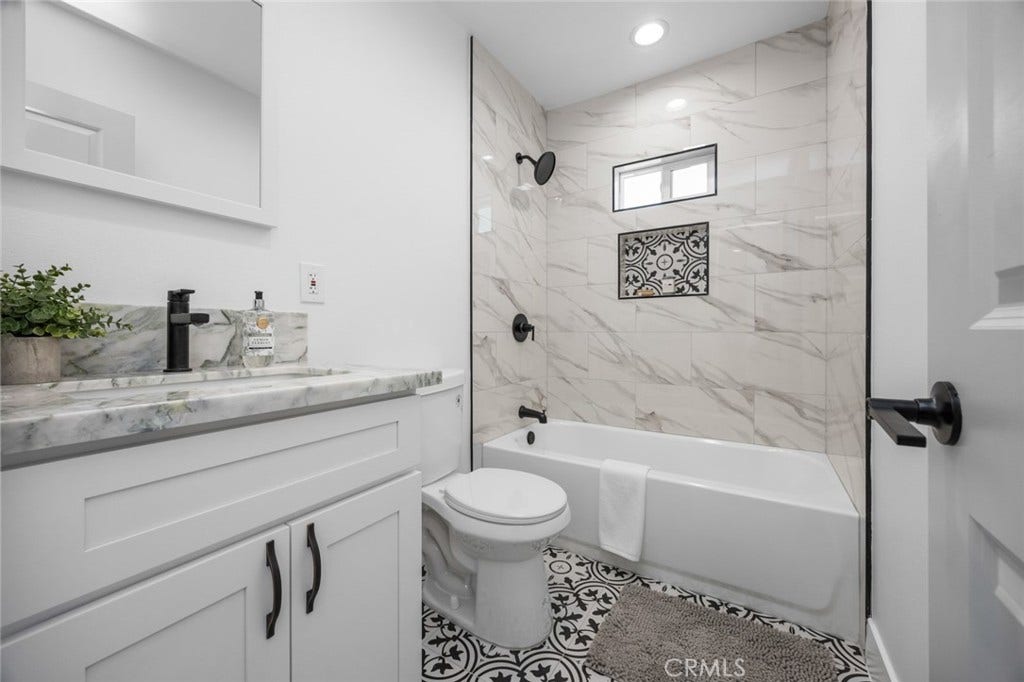 201 S Melrose, Placentia, CA 92870 201 S Melrose, Placentia, CA 92870