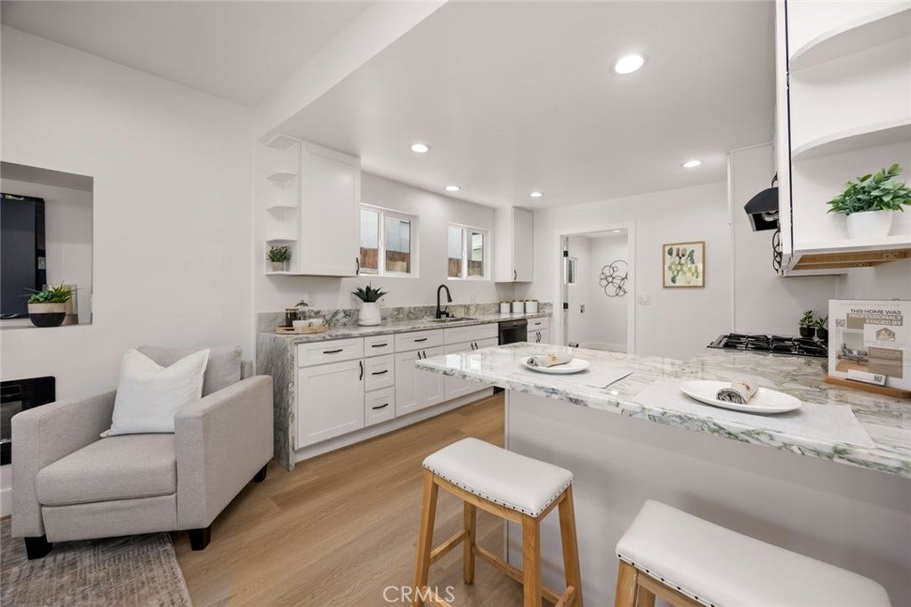201 S Melrose, Placentia, CA 92870 201 S Melrose, Placentia, CA 92870