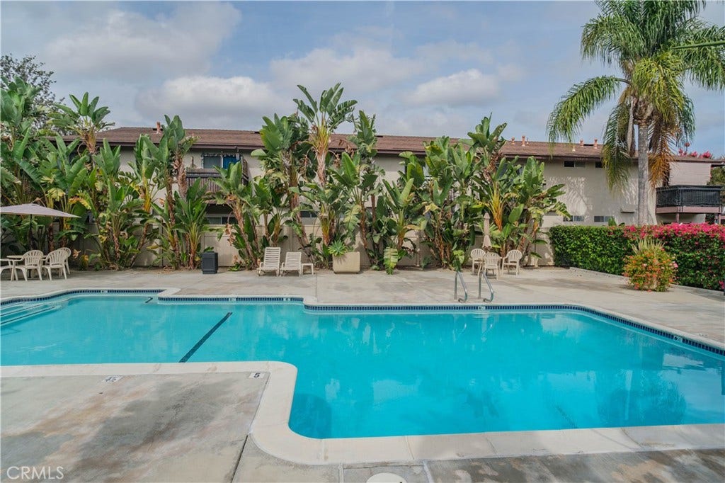 549 N Tustin Avenue, Santa Ana, CA 92705 549 N Tustin Avenue, Santa Ana, CA 92705