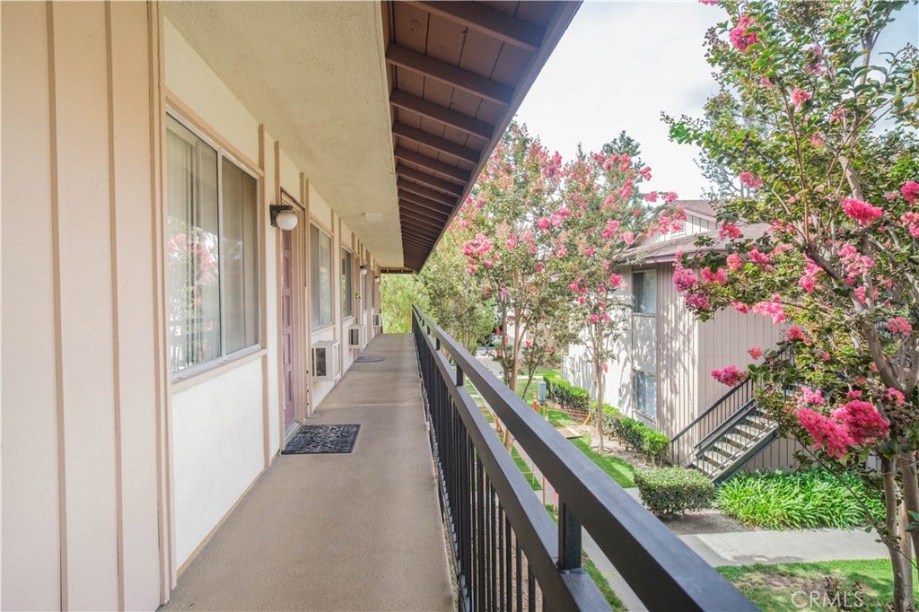 549 N Tustin Avenue, Santa Ana, CA 92705 549 N Tustin Avenue, Santa Ana, CA 92705
