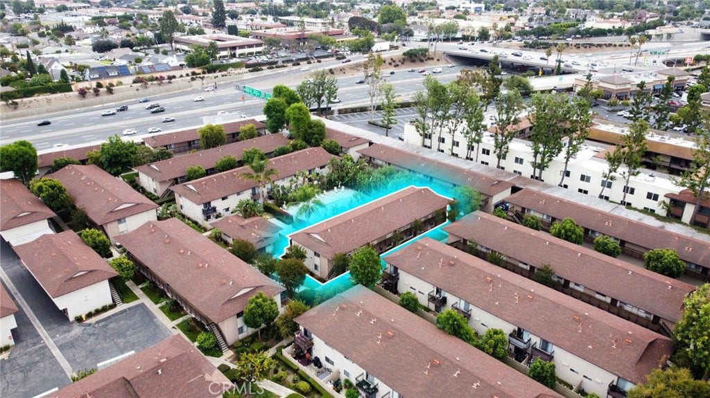 549 N Tustin Avenue, Santa Ana, CA 92705 549 N Tustin Avenue, Santa Ana, CA 92705