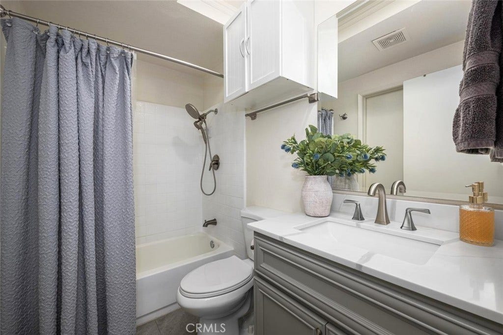 11389 Nayshon Court, Cypress, CA 90630 11389 Nayshon Court, Cypress, CA 90630
