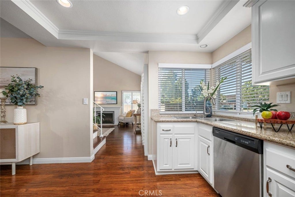 11389 Nayshon Court, Cypress, CA 90630 11389 Nayshon Court, Cypress, CA 90630