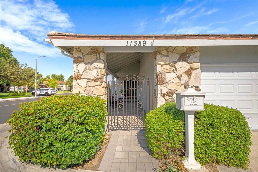 11389 Nayshon Court, Cypress, CA 90630 11389 Nayshon Court, Cypress, CA 90630