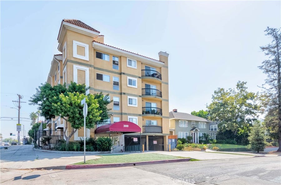 Property photo for 300 S Westmoreland, #303, Los Angeles, CA