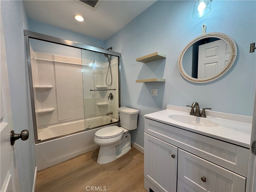 320 S Colfax, #2, La Habra, CA 90631 320 S Colfax, #2, La Habra, CA 90631