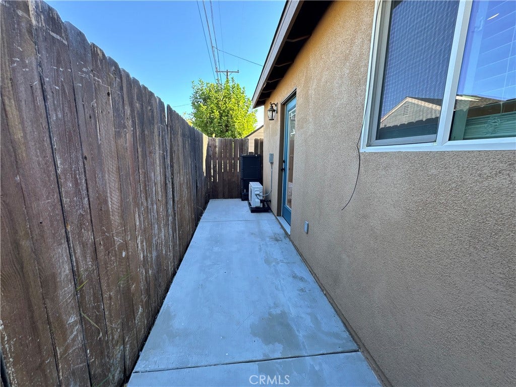 320 S Colfax, #2, La Habra, CA 90631 Rear patio