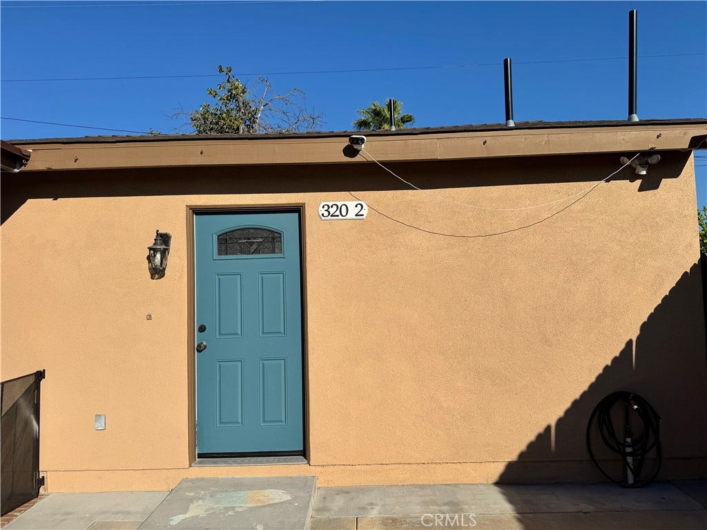 320 S Colfax, #2, La Habra, CA 90631 320 S Colfax, #2, La Habra, CA 90631