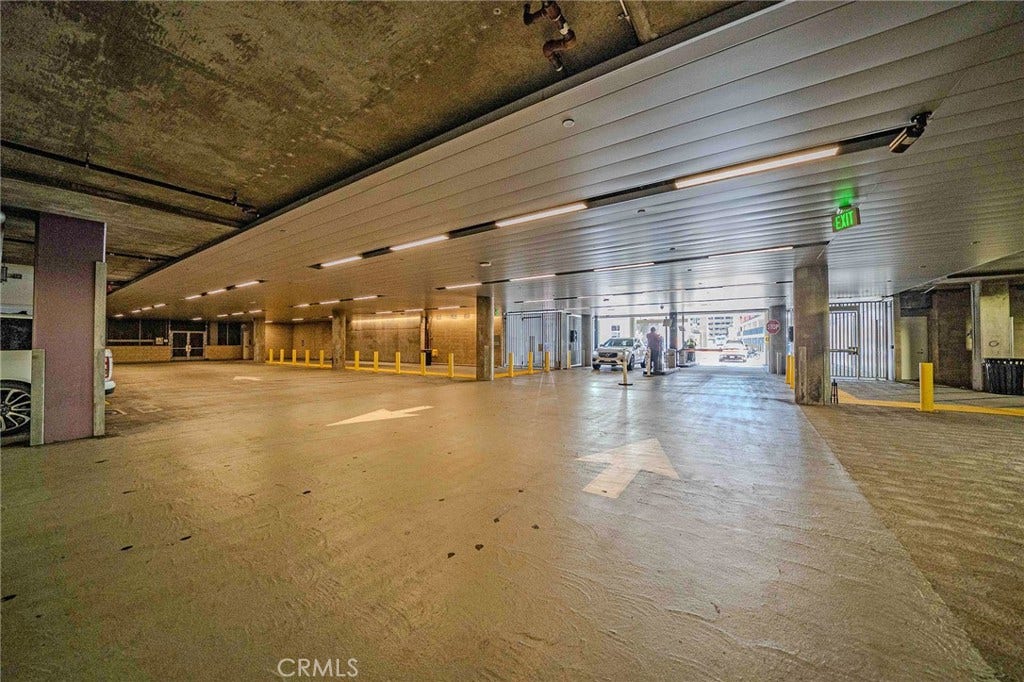 877 Francisco, #1717, Los Angeles, CA 90017 877 Francisco, #1717, Los Angeles, CA 90017