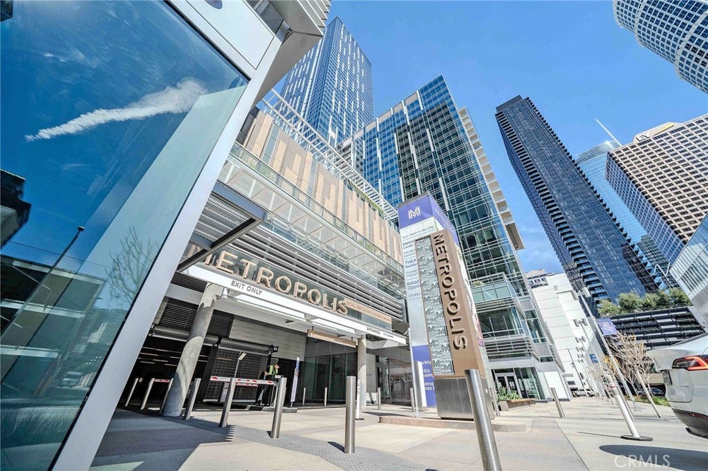877 Francisco, #1717, Los Angeles, CA 90017 877 Francisco, #1717, Los Angeles, CA 90017