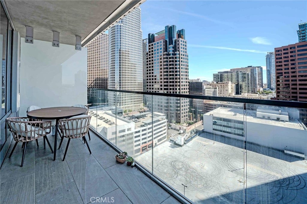 877 Francisco, #1717, Los Angeles, CA 90017 877 Francisco, #1717, Los Angeles, CA 90017