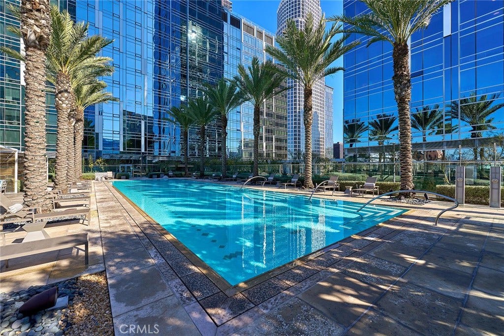 877 Francisco, #1717, Los Angeles, CA 90017 877 Francisco, #1717, Los Angeles, CA 90017