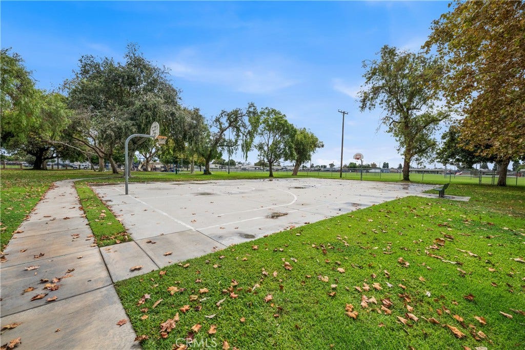 6911 Reefton Avenue, Cypress, CA 90630