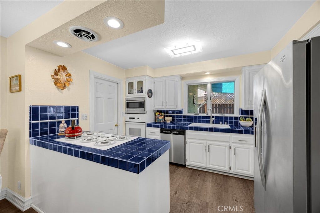1007 San Antonio, Fullerton, CA 92835 1007 San Antonio, Fullerton, CA 92835