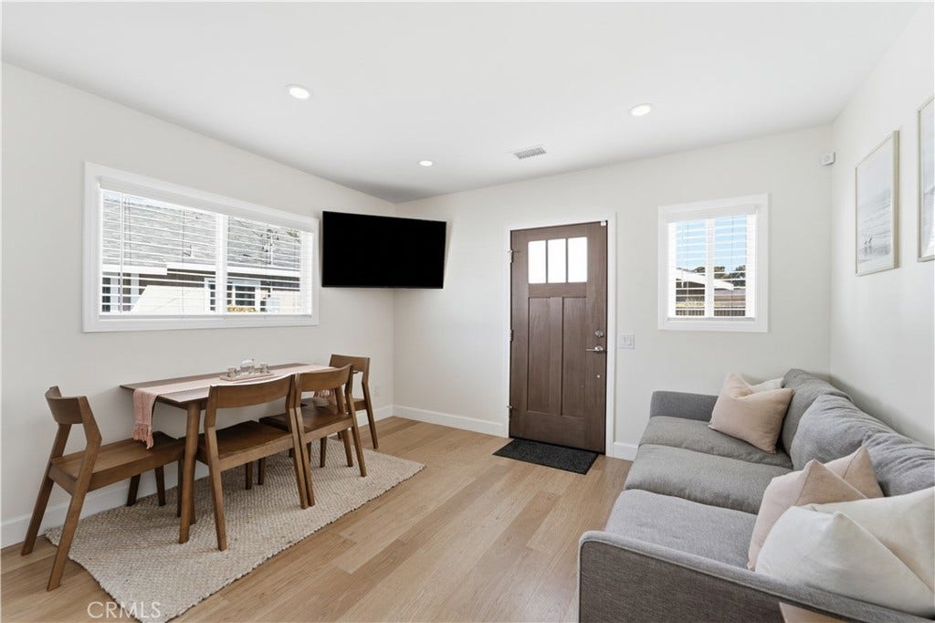 3329 N Los Coyotes Diagonal, #A, Long Beach, CA 90808
