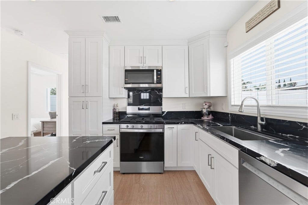 3329 N Los Coyotes Diagonal, #A, Long Beach, CA 90808