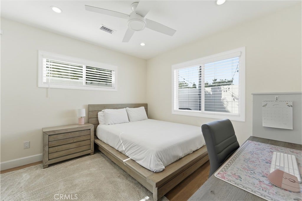3329 N Los Coyotes Diagonal, #A, Long Beach, CA 90808